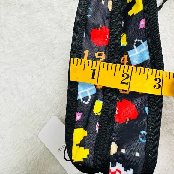 Pac-Man Lesport Sac Crossbody Bag - Picture 9 of 9